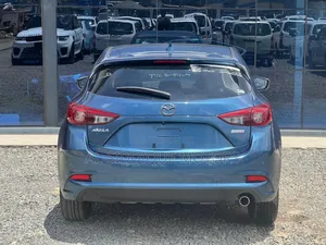 Mazda Axela 2018 Blue