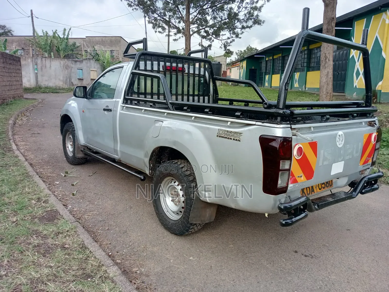 Isuzu D-MAX 2021 Silver