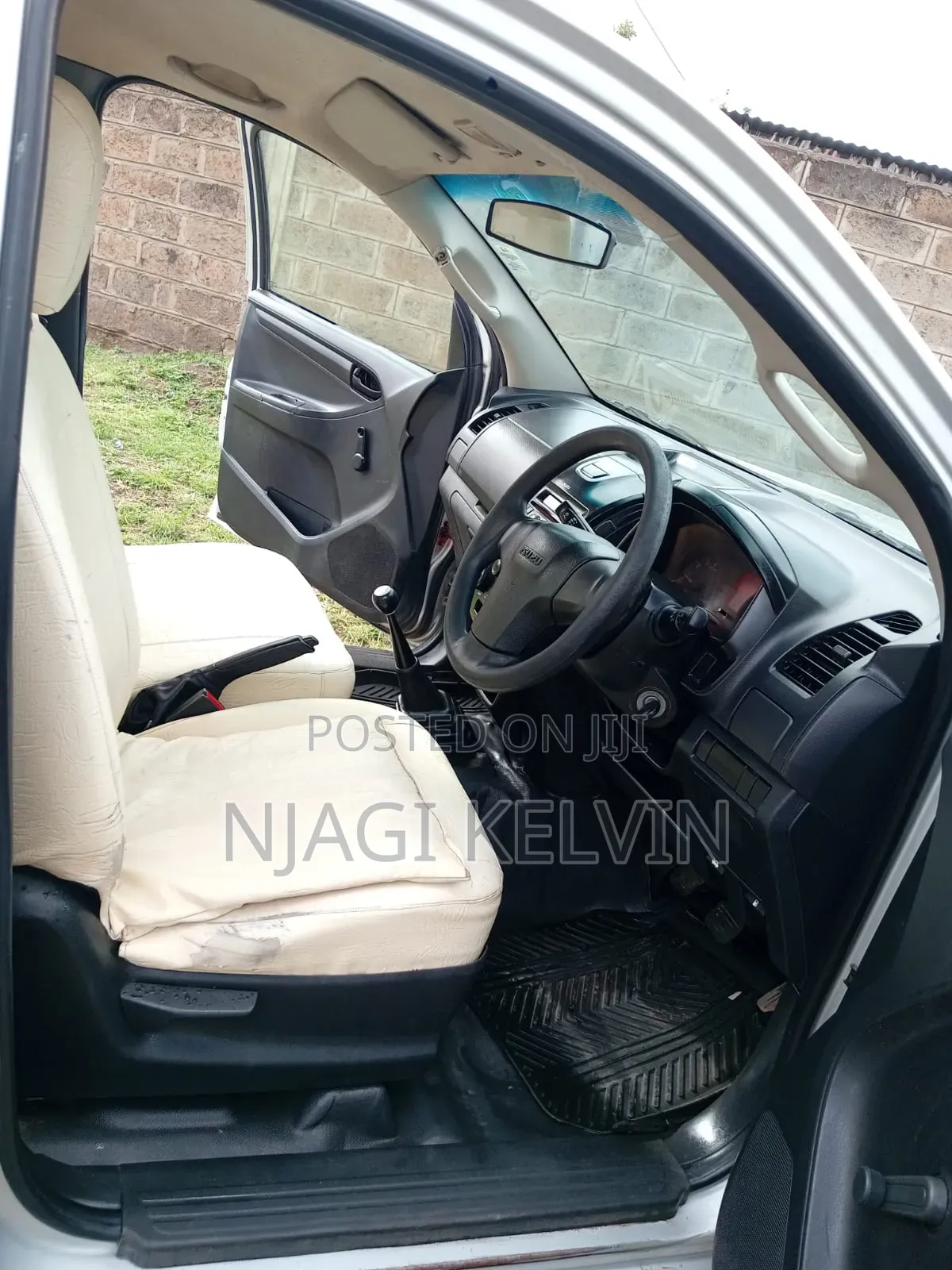 Isuzu D-MAX 2021 Silver