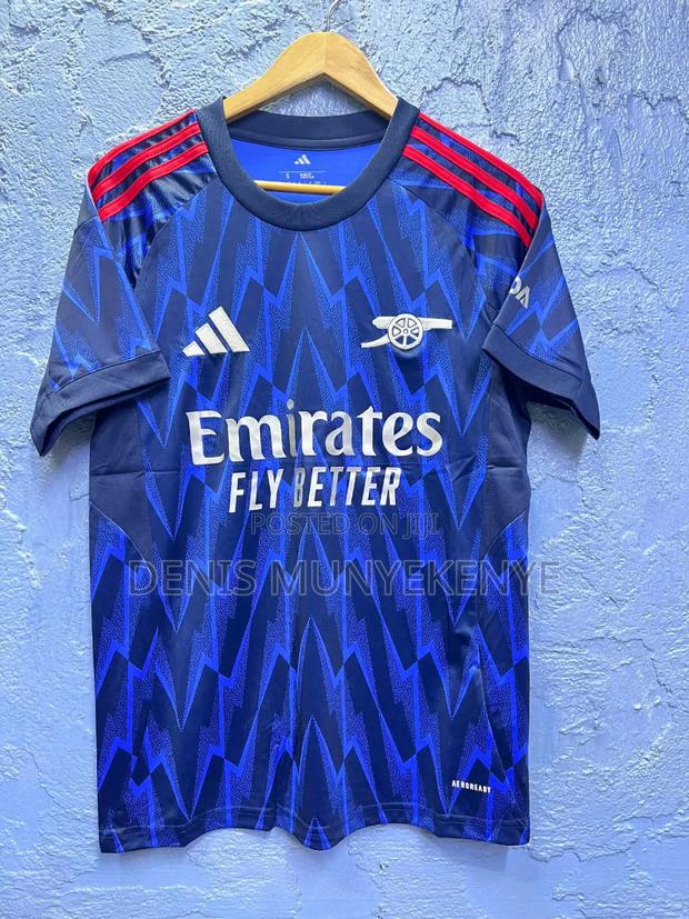 Arsenal Jersey - thumbnail 5