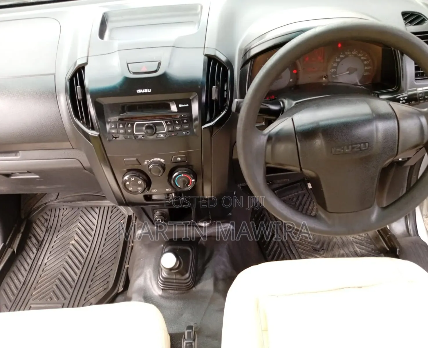 Isuzu D-MAX 2021 Gray
