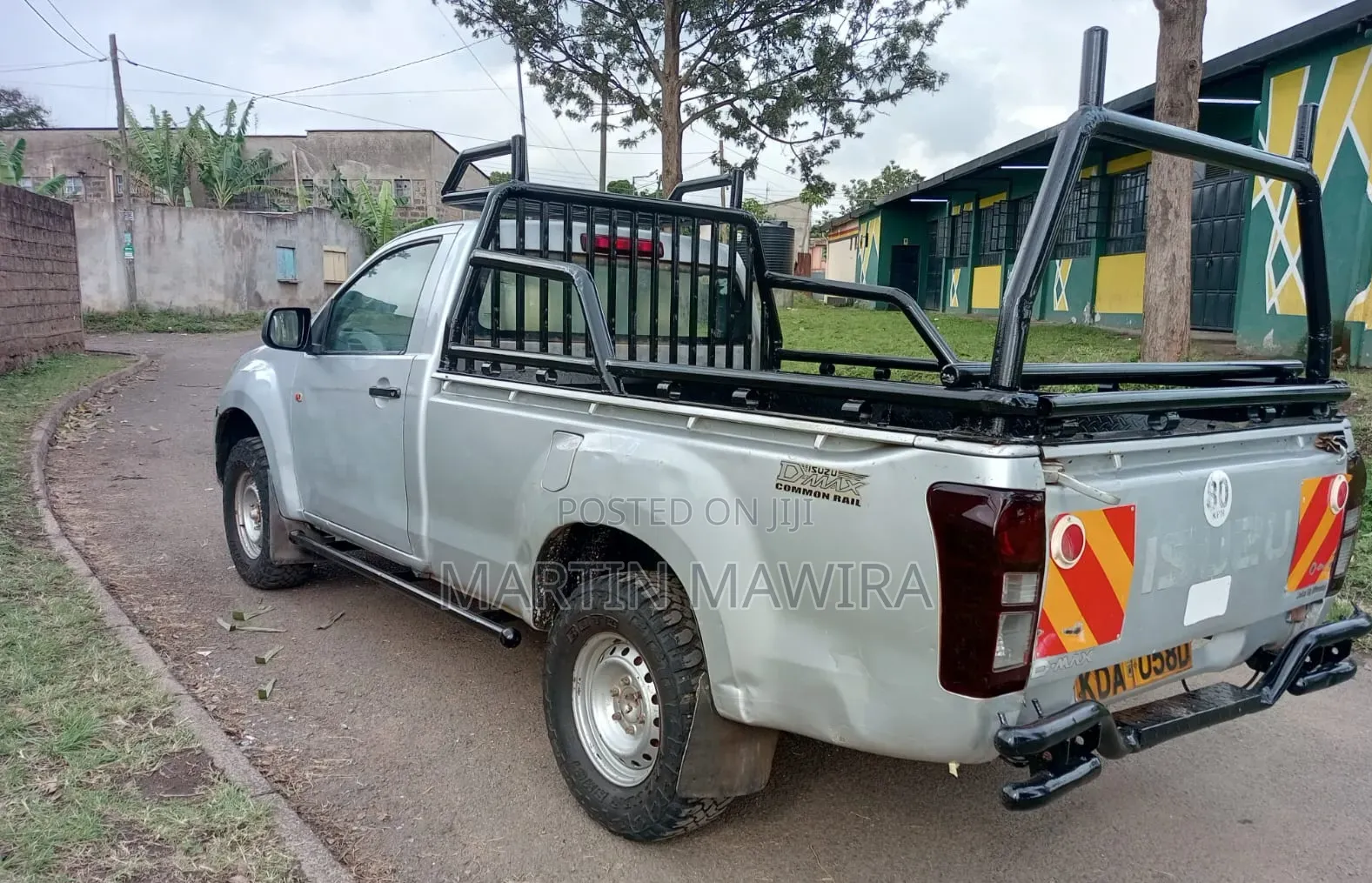 Isuzu D-MAX 2021 Gray