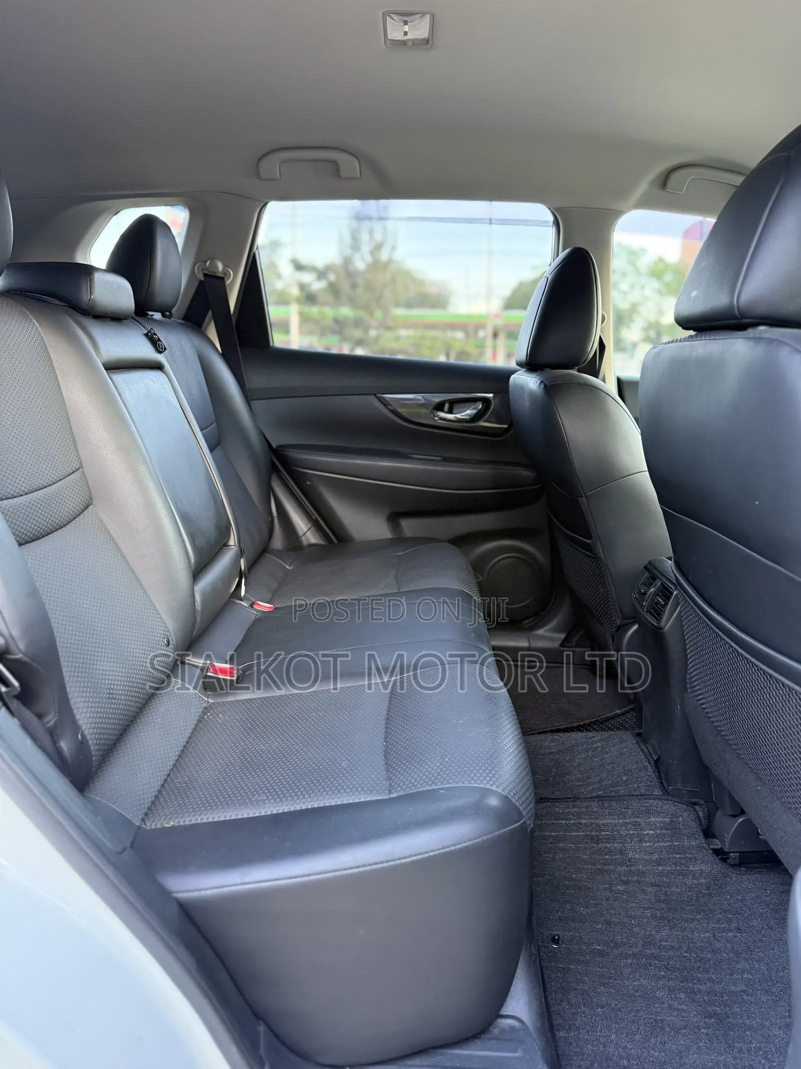 Nissan X-Trail 2.0 Petrol FWD 2019 White