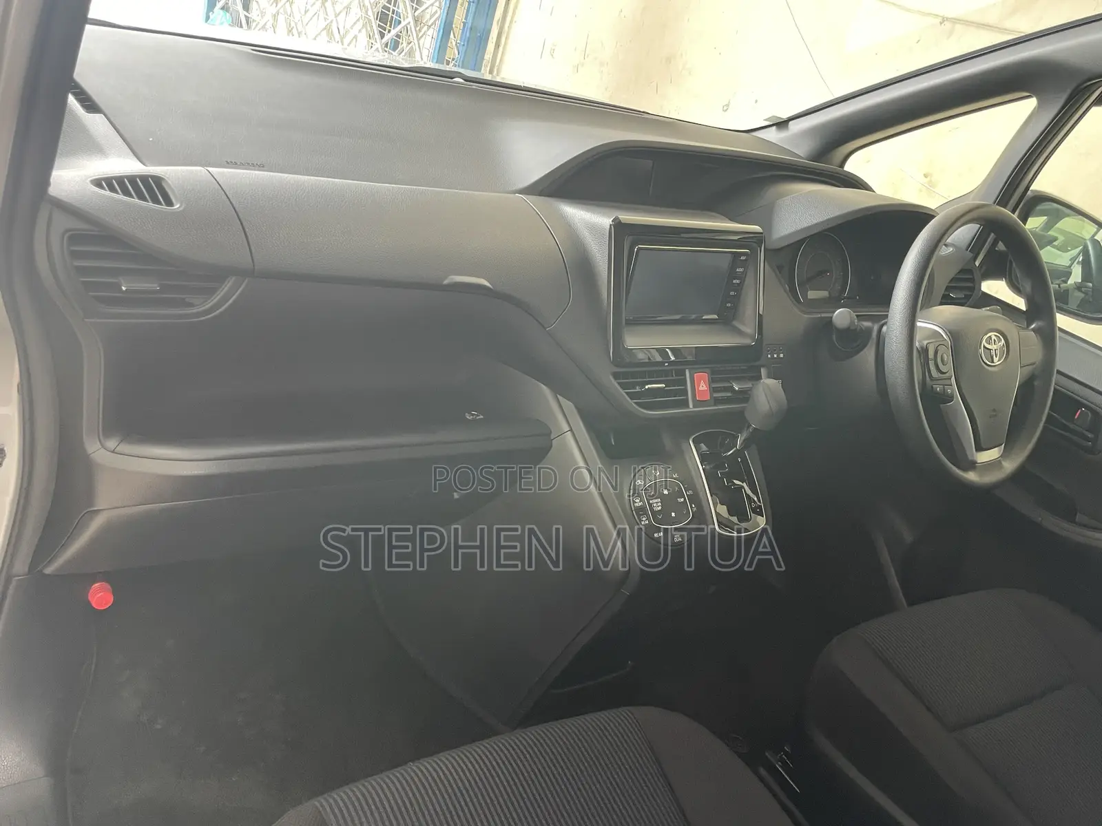 Toyota Noah 2.0 FWD (7 Seater) 2020 Silver