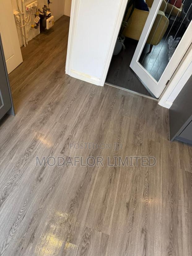 Luxury Vinyl Tiles for Interior Design and Floor Protection Use