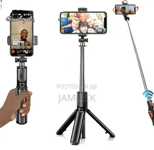 1.7m 3-in-1 Extendable Selfie Stick Tripod With Fill Light –Dv
