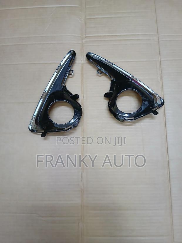 Foglight Cover Vitz 2012