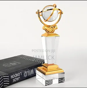 Crystal Globe Trophy Decor –Gh