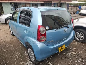 Toyota Passo 2012 Blue