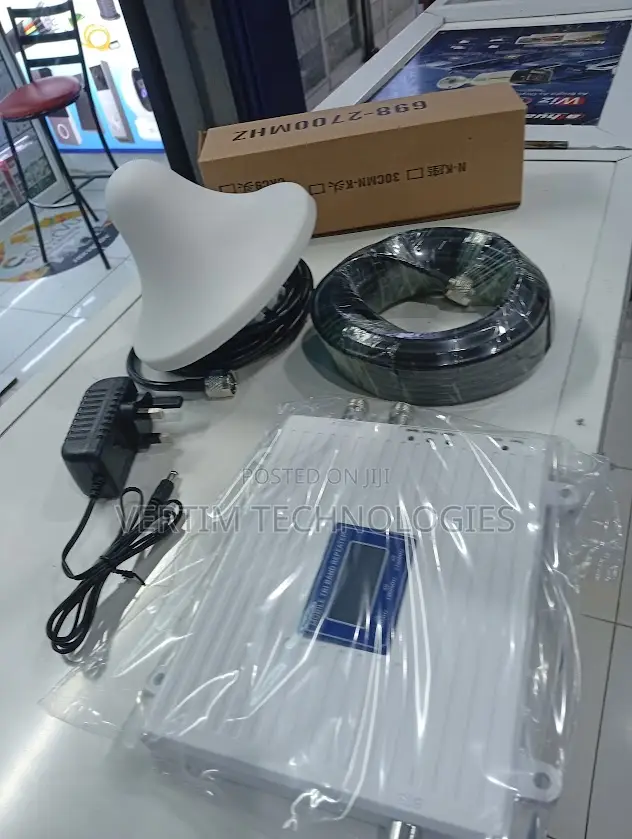 Quality2g 3g 4g GSM Customized Mobile Signal Repeater Booster