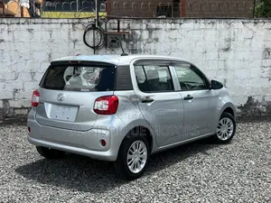 Toyota Passo 1.0 FWD 2019 Silver