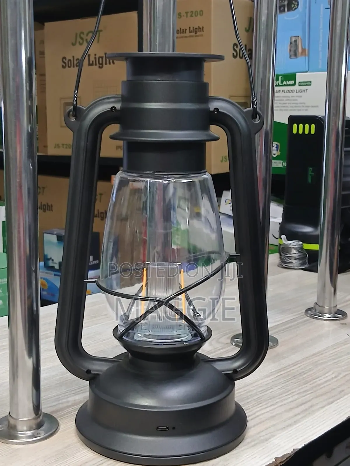 Solar and Hand Crank Lamp