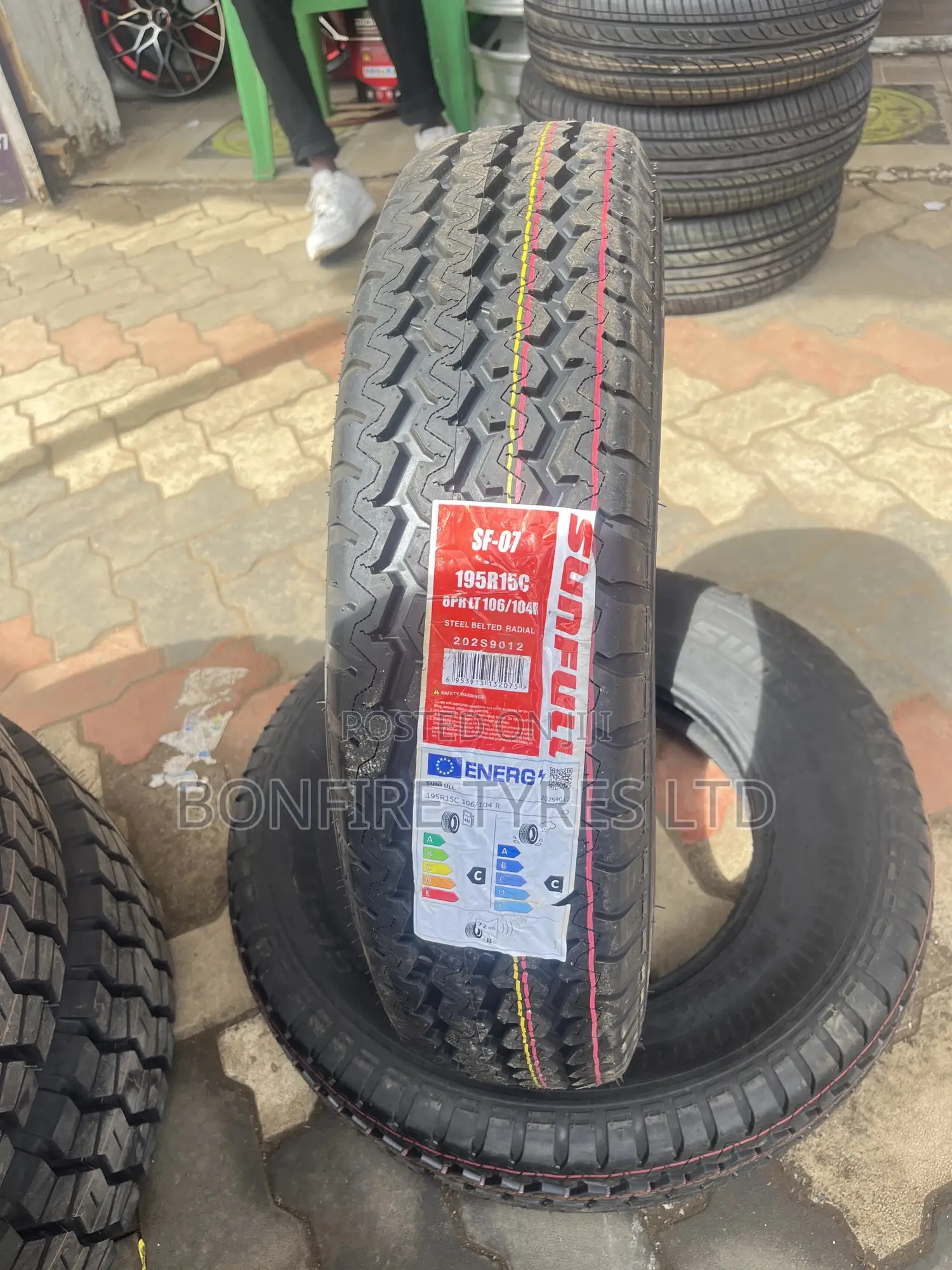 195r15c Sunfull Grip