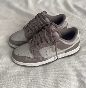 Nike Dunk Low “Bone Beige“
Quality Leather 