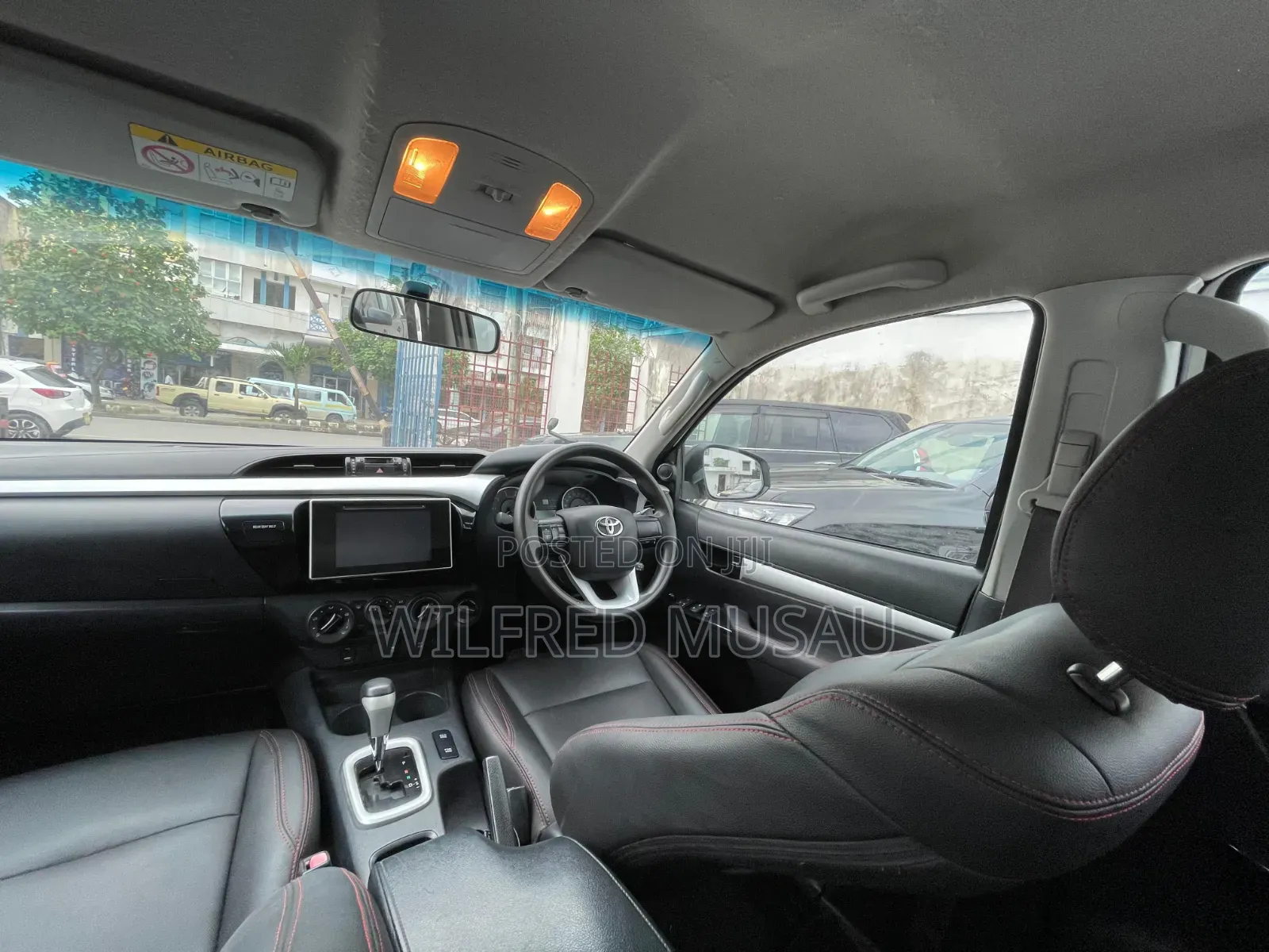 Toyota Hilux SR 4x4 2017 Gray