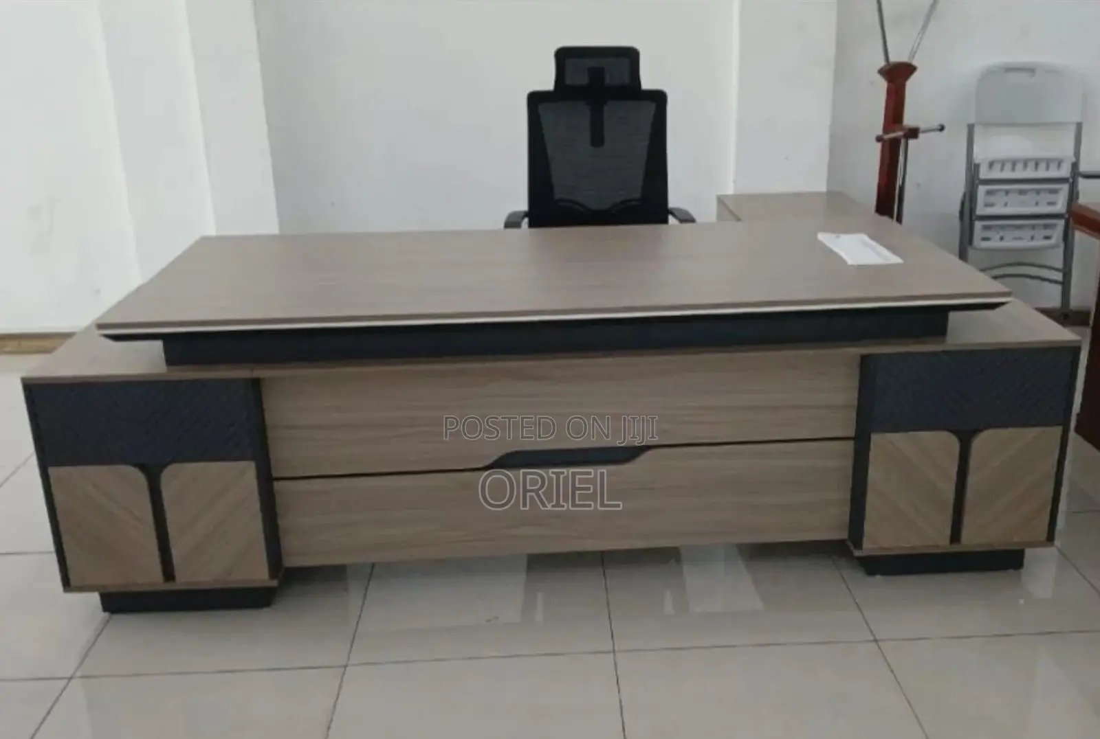 Office Desk : Advanced 2.4m L-Shaped Office Desk