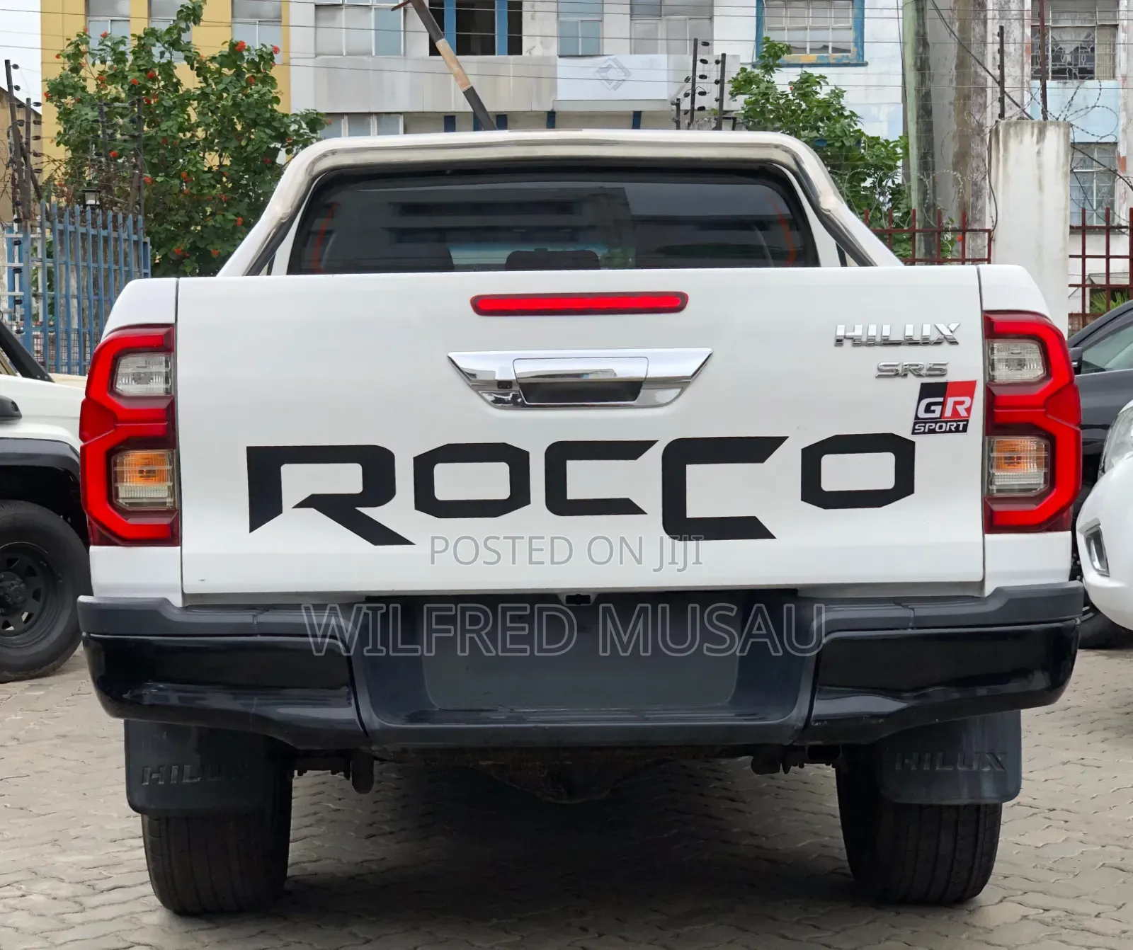 Toyota Hilux 2016 White