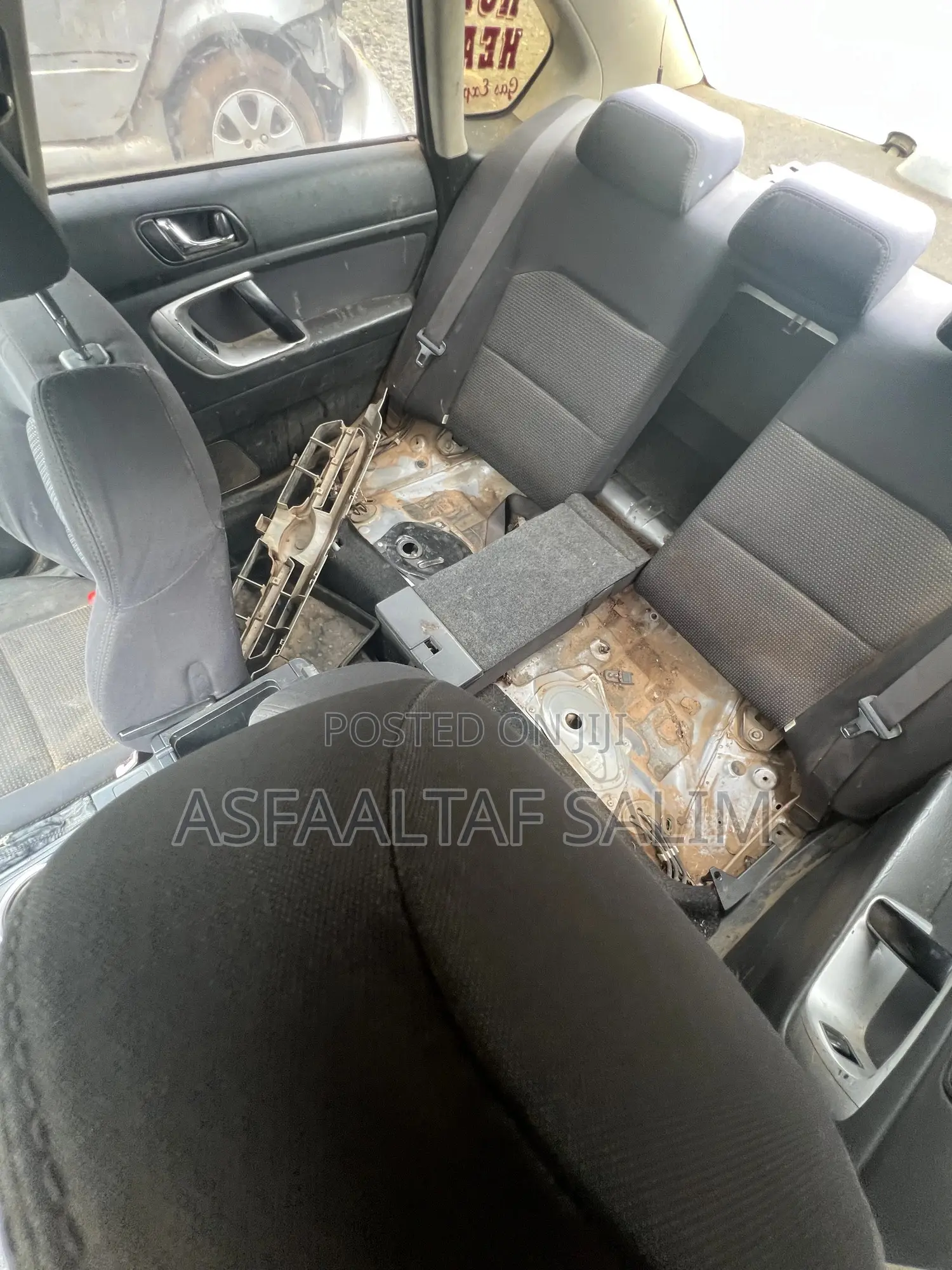 Subaru Legacy 2010 Gray