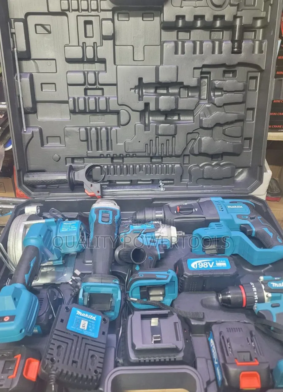 5 in 1 Makita Drill Set