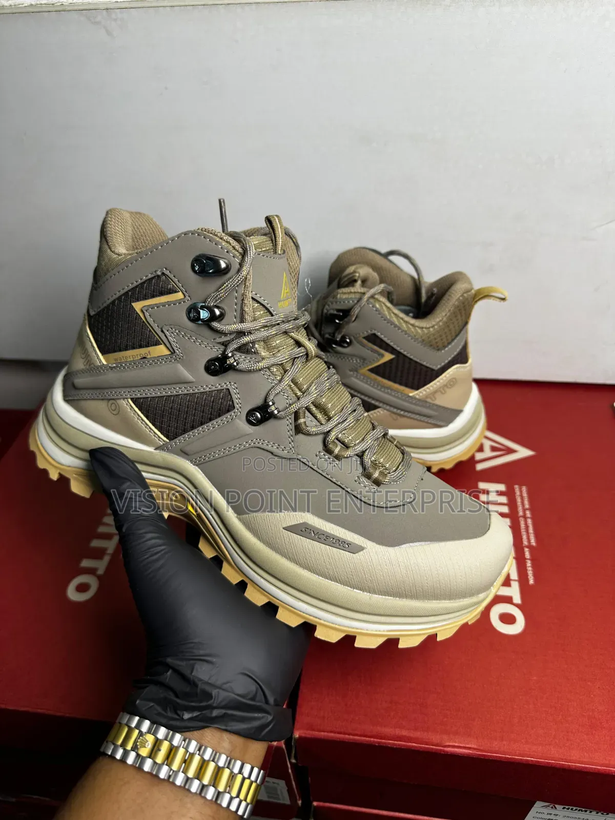 Humtto Waterproof Hiking Boots