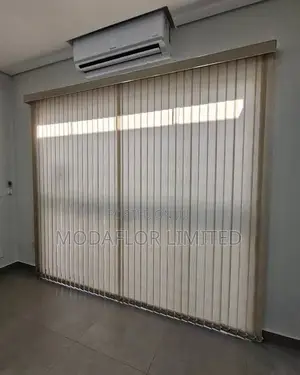 Vertical Blinds for Office Windows and Sliding Door Covering Use