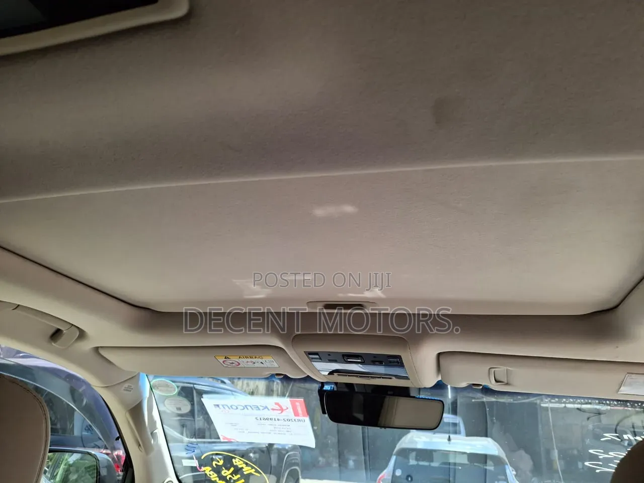 Toyota Land Cruiser 4.6 V8 ZX 2019 Gold