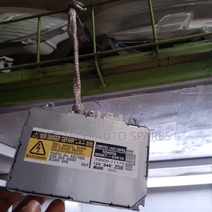 Toyota Headlights Ballast