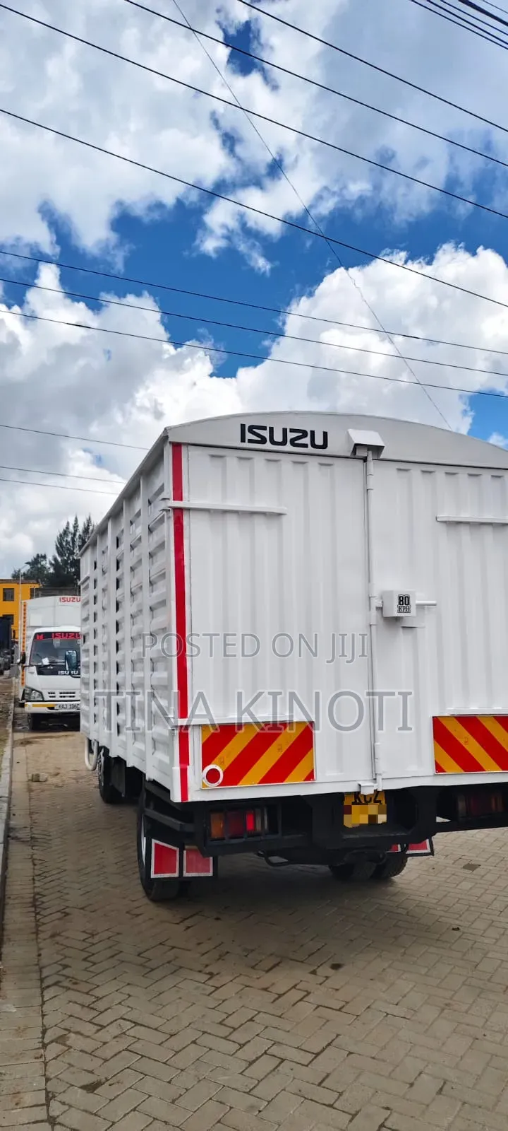 Isuzu NKR Lorry