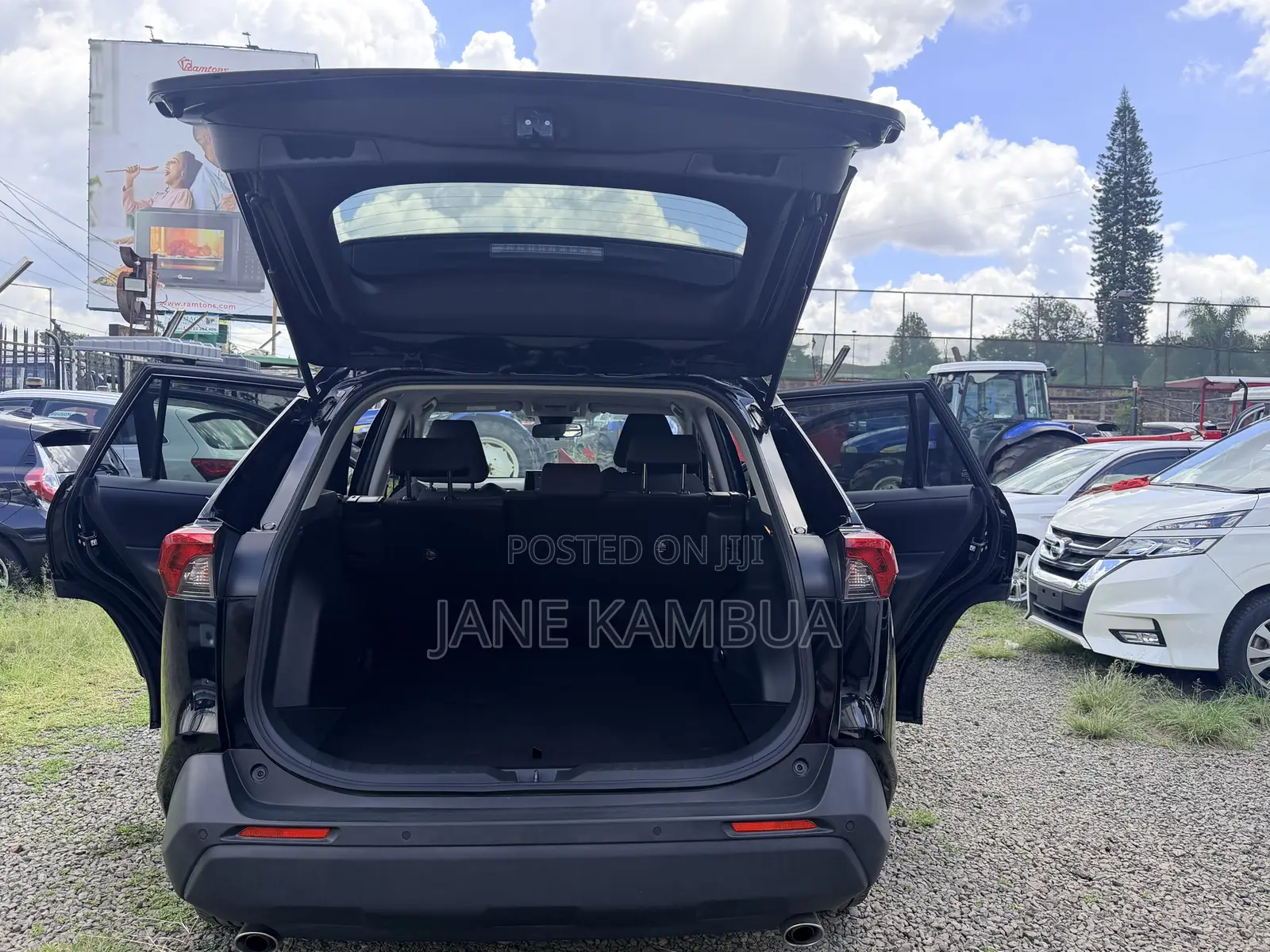 Toyota RAV4 Adventure 4dr SUV (2.5L 4cyl 6A) 2018 Black