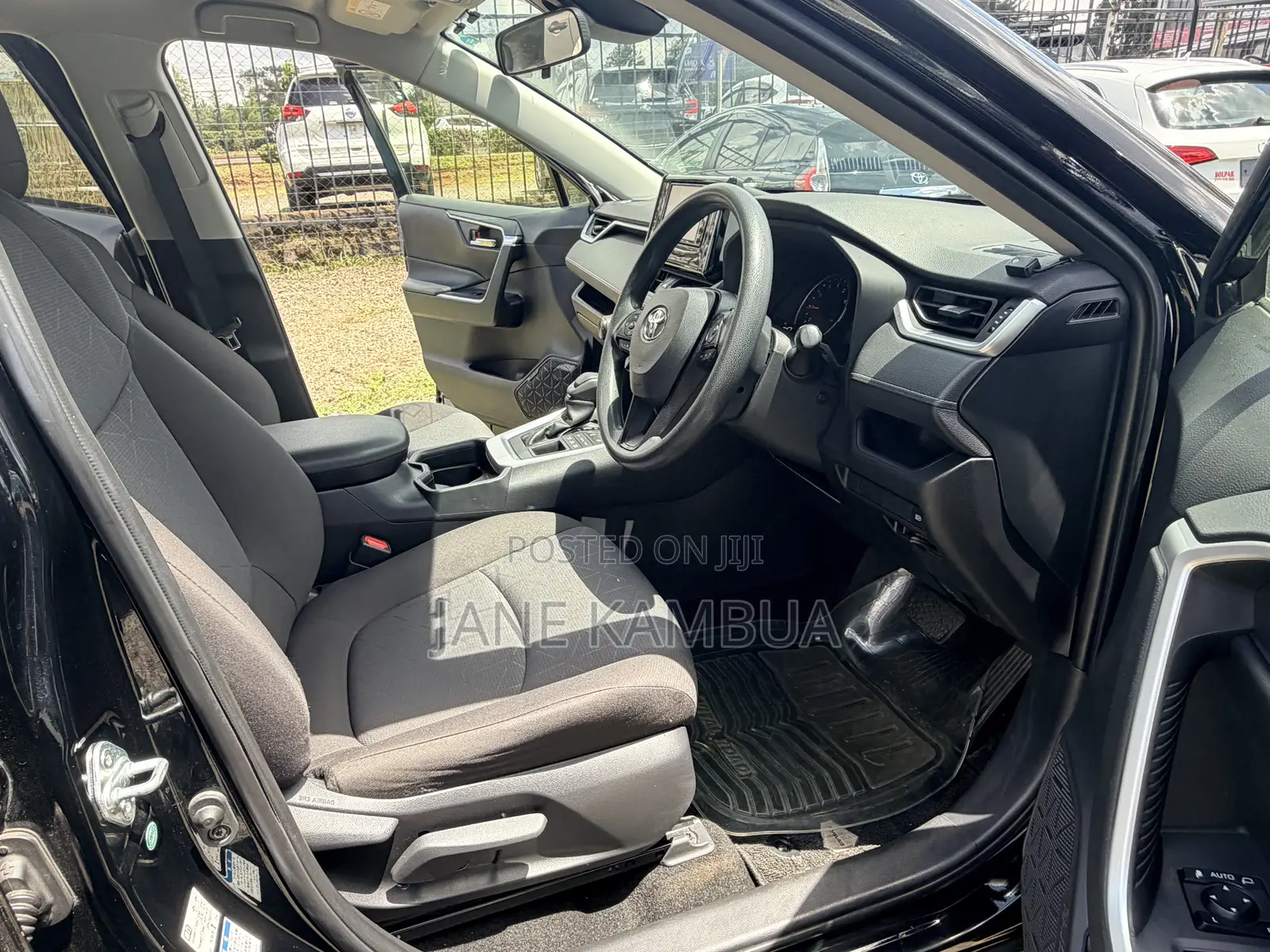 Toyota RAV4 Adventure 4dr SUV (2.5L 4cyl 6A) 2018 Black