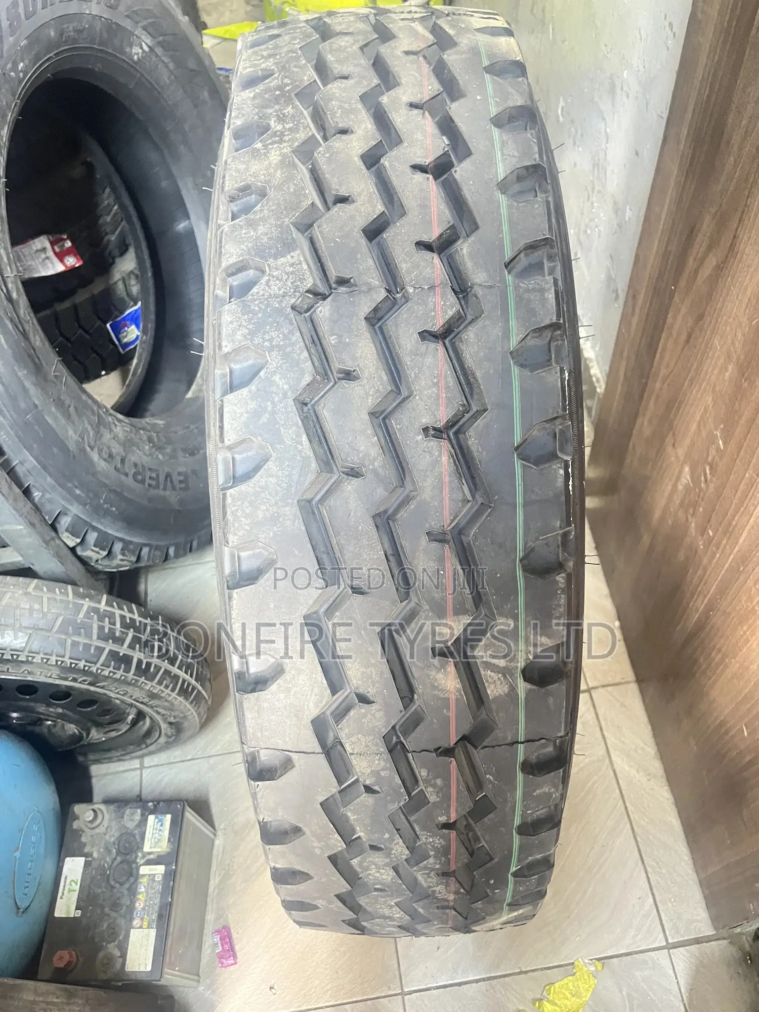 315/80r22.5 Road