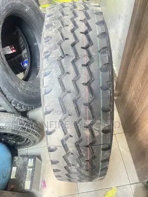 315/80r22.5 Road