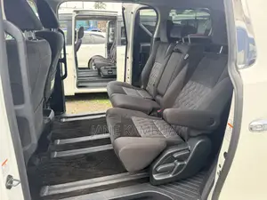 Toyota Alphard 2018 White