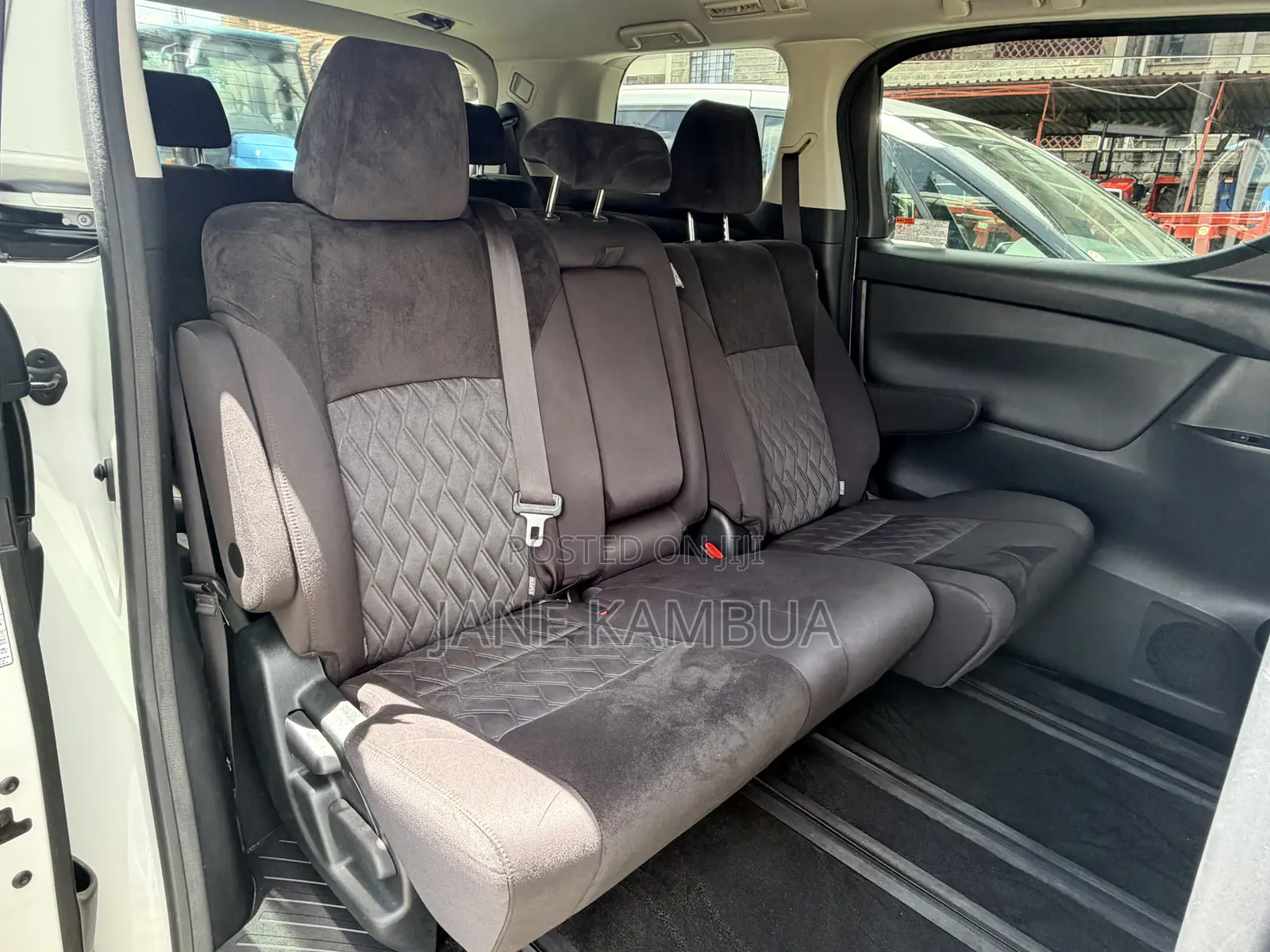 Toyota Alphard 2018 White