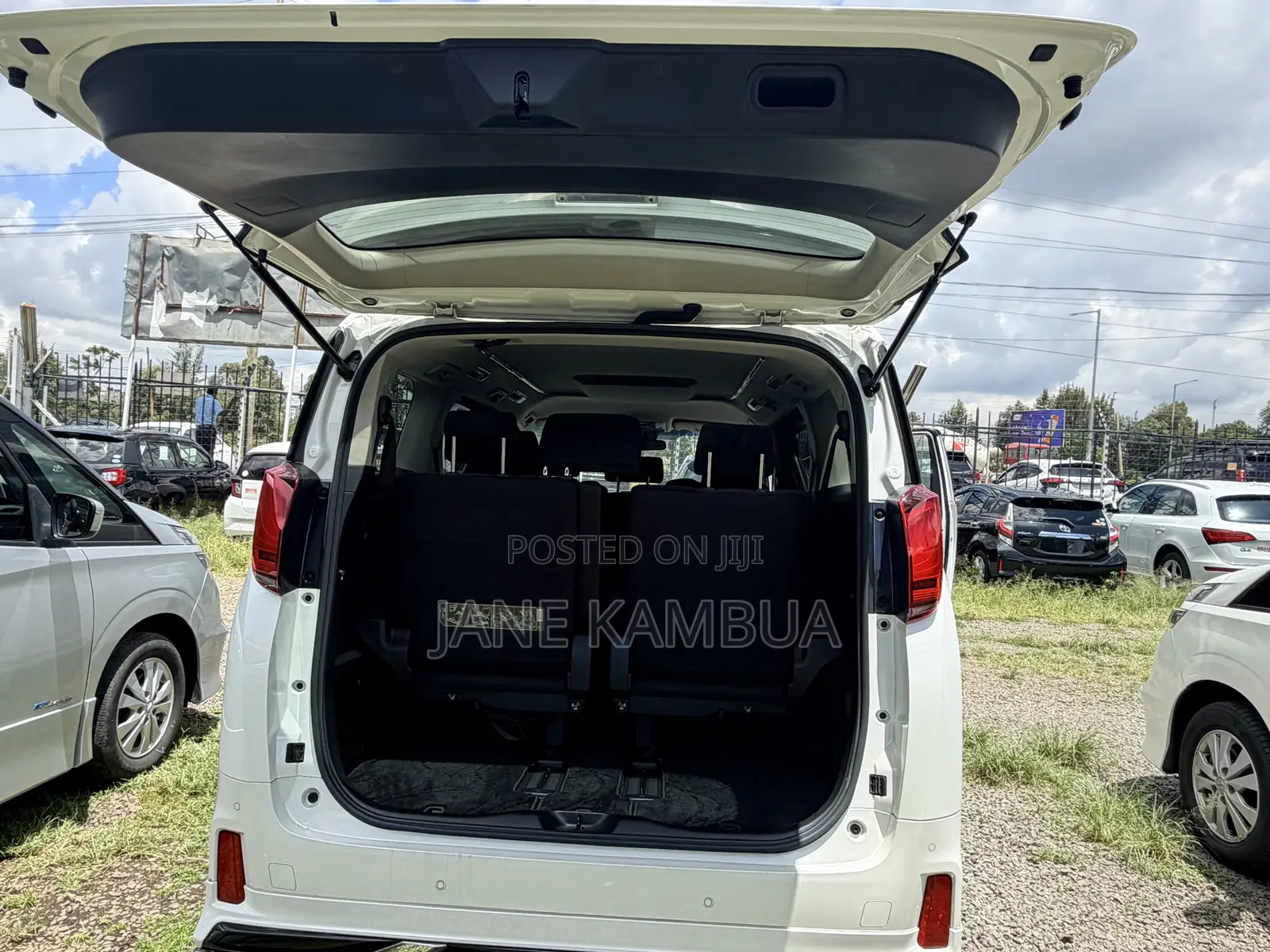 Toyota Alphard 2018 White