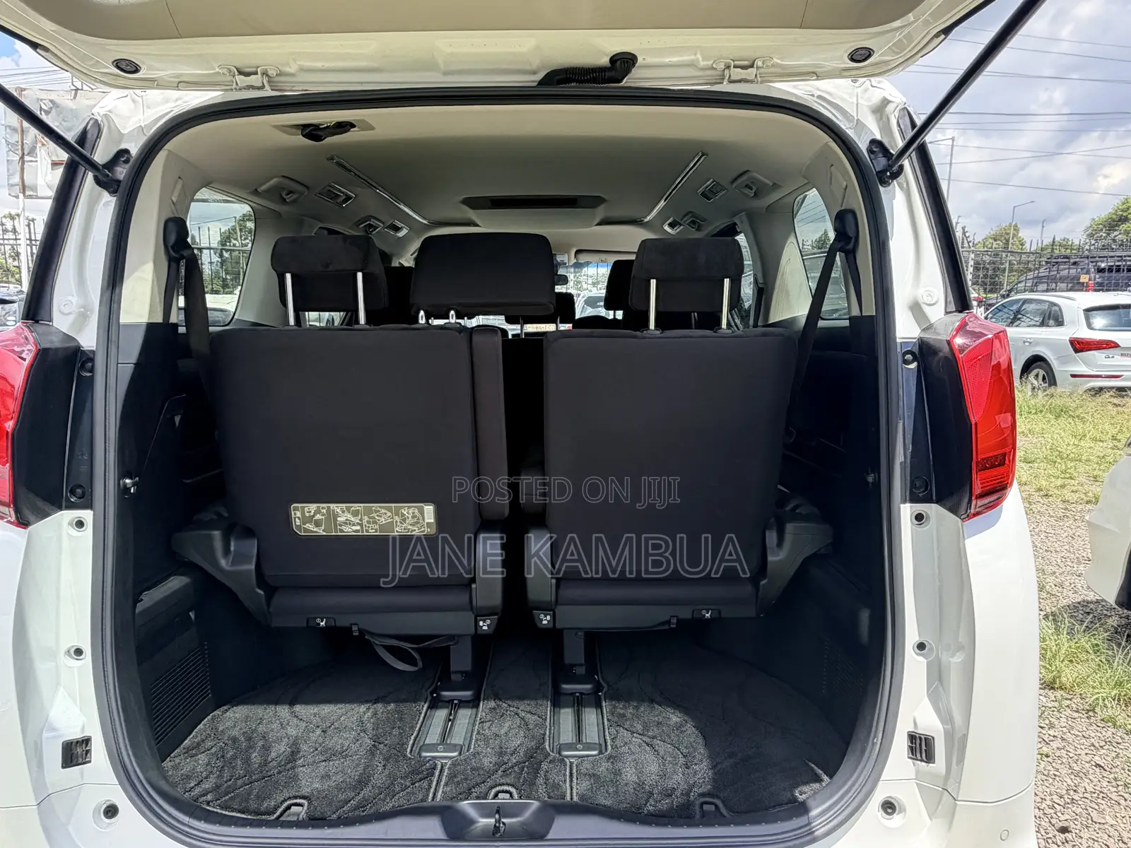 Toyota Alphard 2018 White