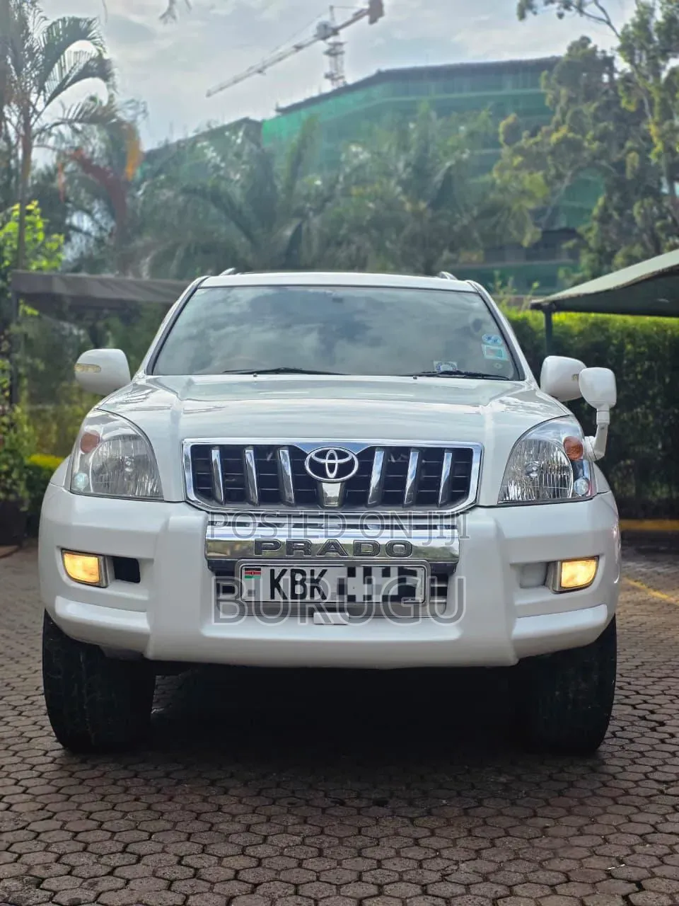 Toyota Land Cruiser Prado 2004 White