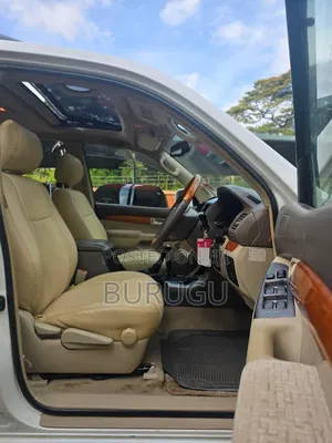 Toyota Land Cruiser Prado 2004 White