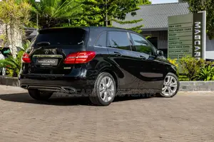 Mercedes-Benz B-Class B180 Petrol 2018 Black