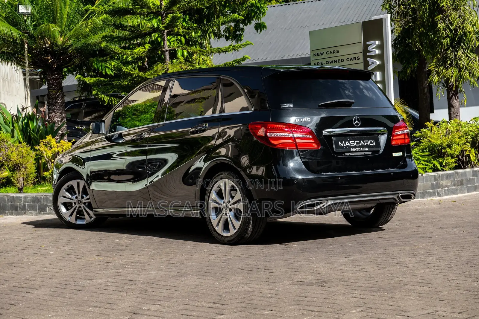 Mercedes-Benz B-Class B180 Petrol 2018 Black