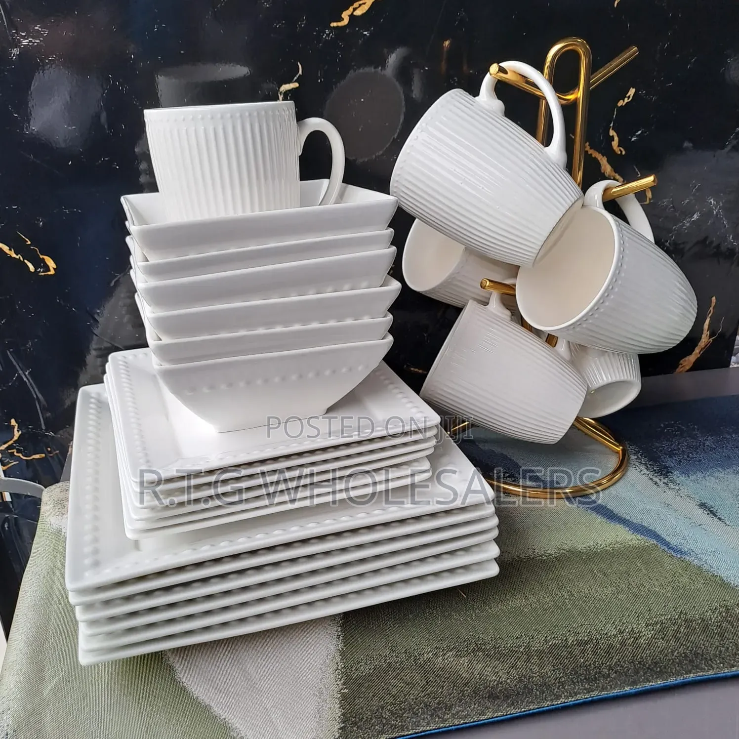 24pcs Square Ceramic Dinner Set (6x Plates, Bowls Mugs)