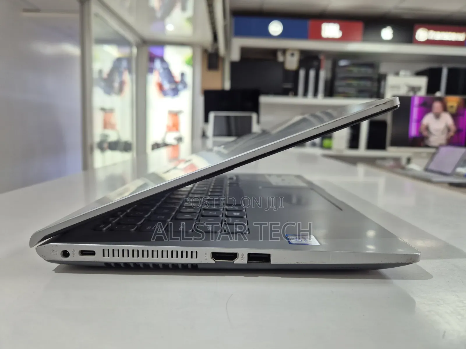 Laptop Asus 8GB Intel Core i7 HDD+SSD 1T