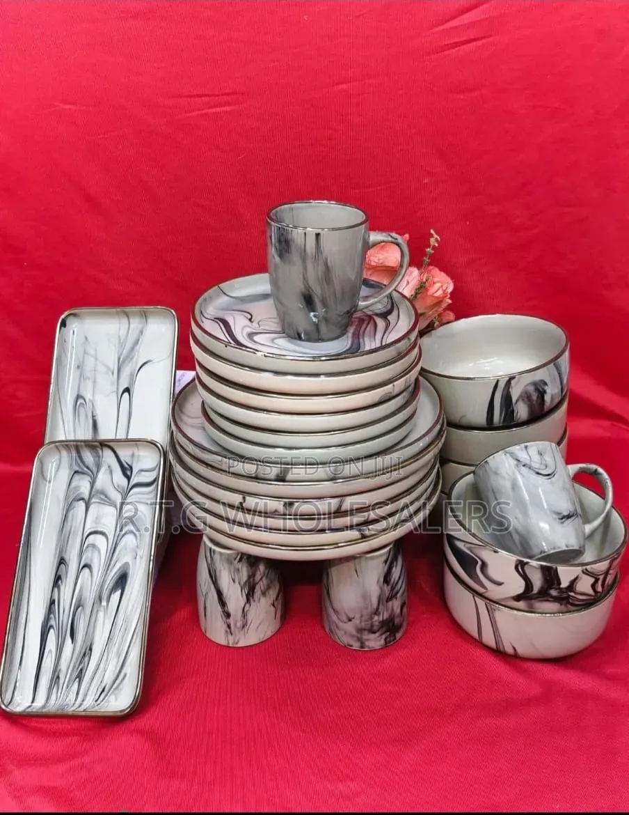 26pcs Elegant Marble Brown Dinner Set With Serving Trays