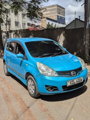 Nissan Note 2010 Green