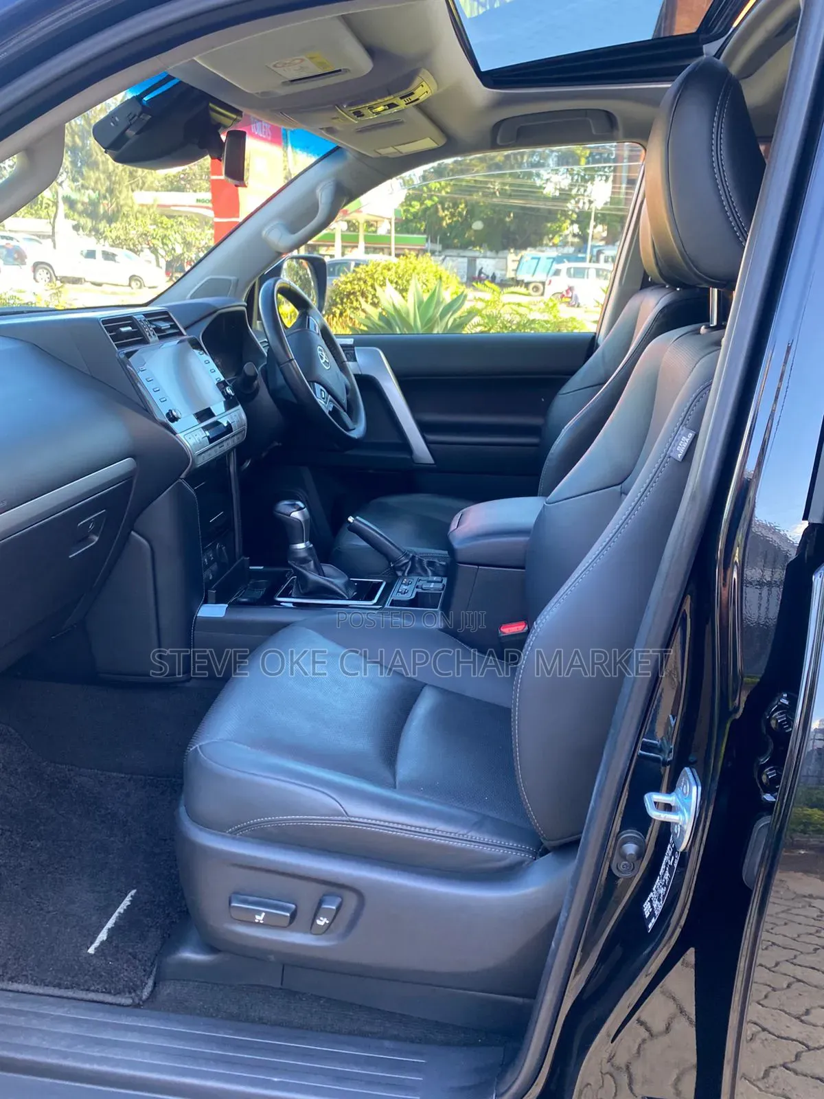 Toyota Land Cruiser Prado 2.8 2022 Black