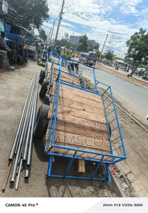 Mkokoteni Metal