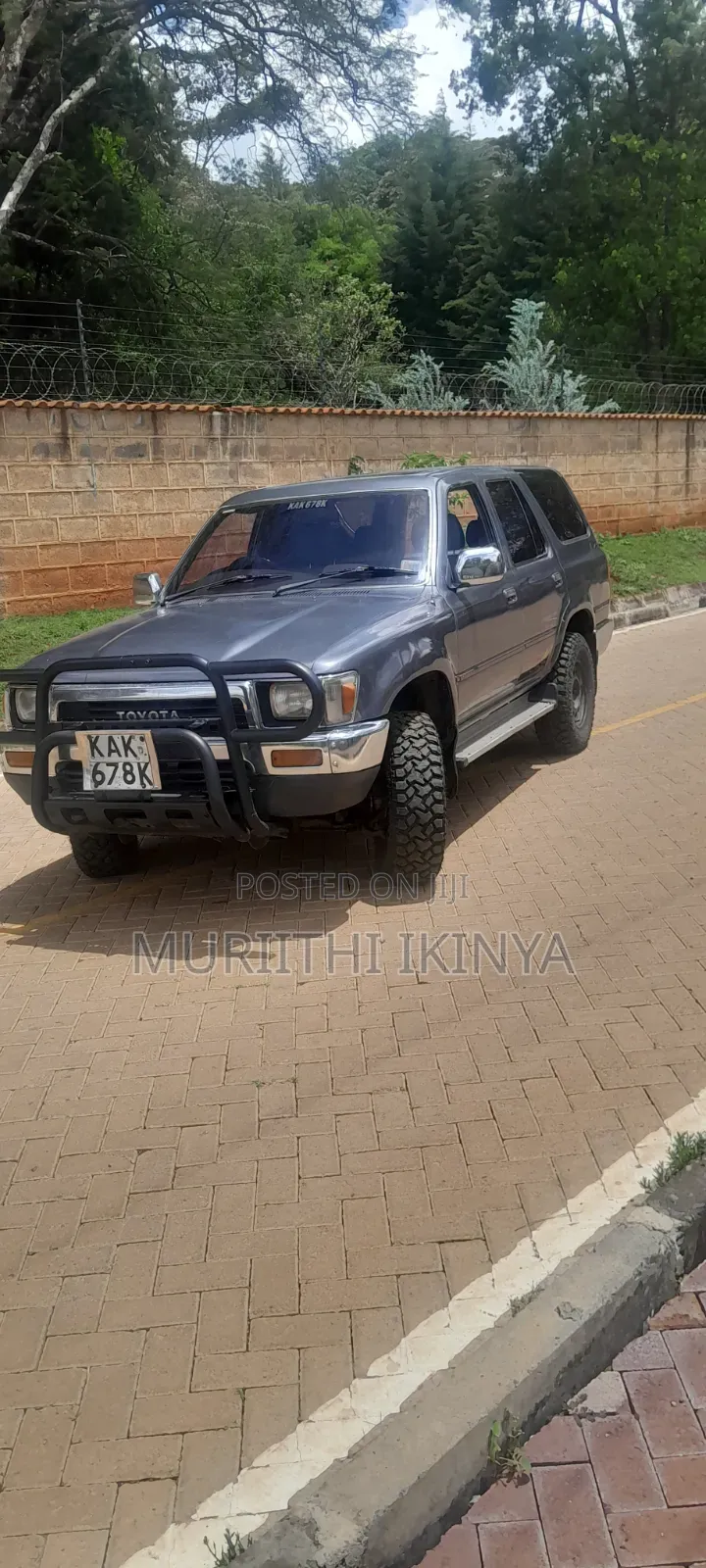 Toyota Hilux 1998 Gray