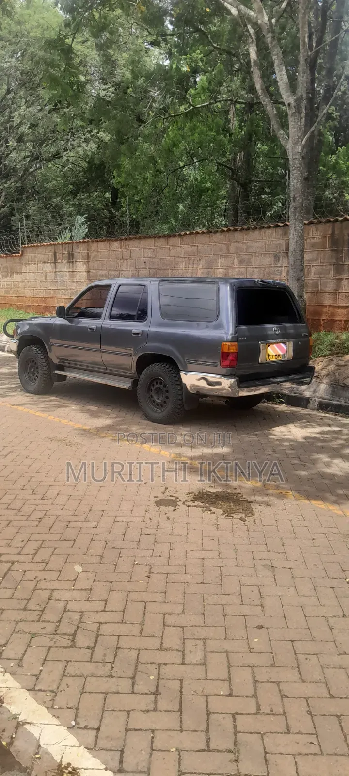 Toyota Hilux 1998 Gray