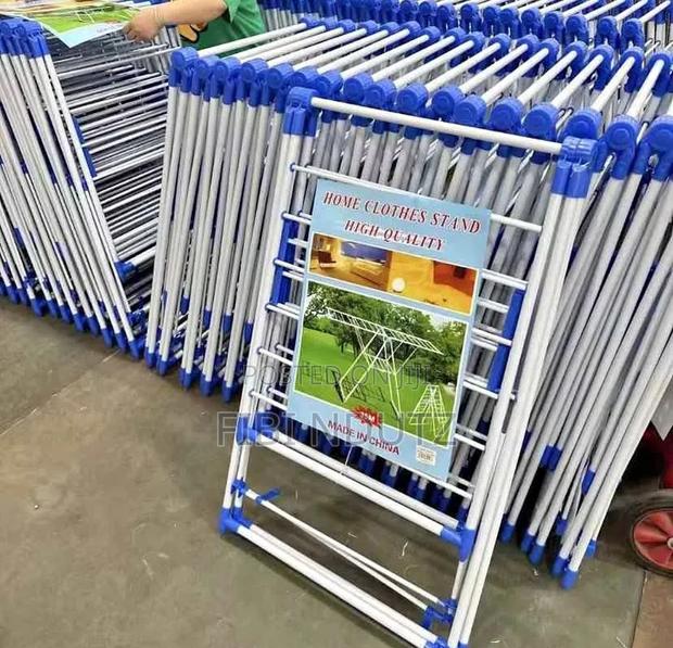 Portable Cloth Rack It's Foldable/Portable Cloth Rack