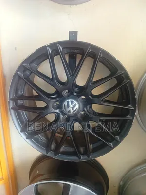 Black Original Rims Size 18" for Vw Passat,Jetta and Golf as Well.